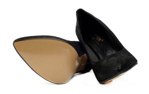 Жіночі туфлі чорні 6149L