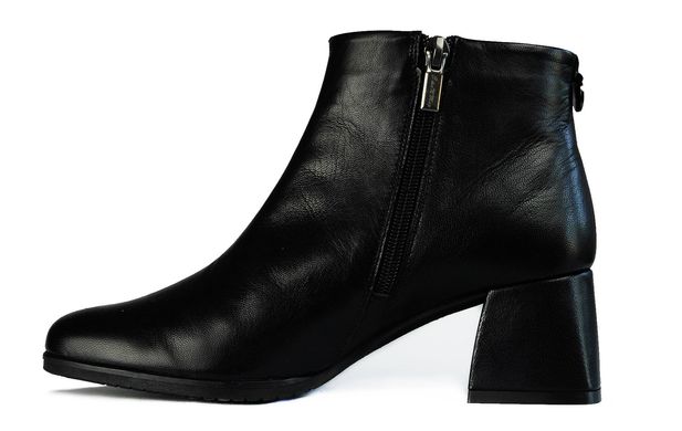 Женские ботинки черные 6546