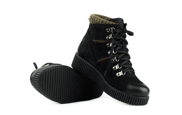 Жіночі черевики чорні 6251