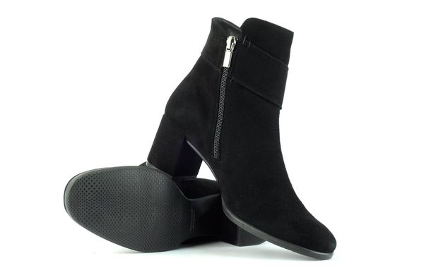 Жіночі черевики чорні 6268