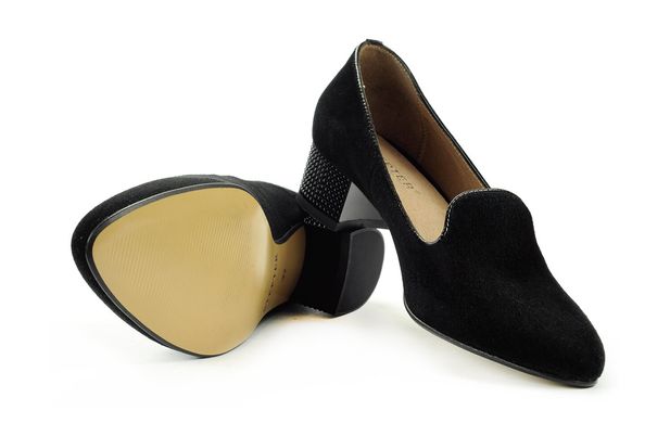 Жіночі туфлі чорні 6856