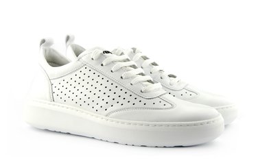Жіночі кросівки білі 7641