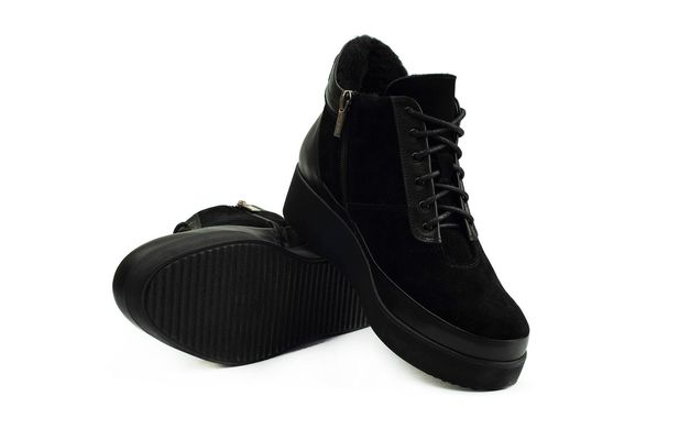 Жіночі черевики чорні 7046